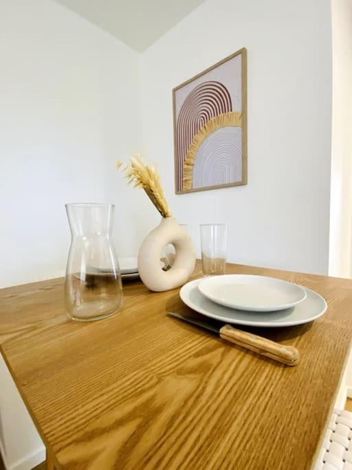 Chaleureux Appartement Proche Gare Laval  Extérieur photo